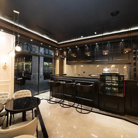 Fama Karakoey Hotel Istanbul Bagian luar foto