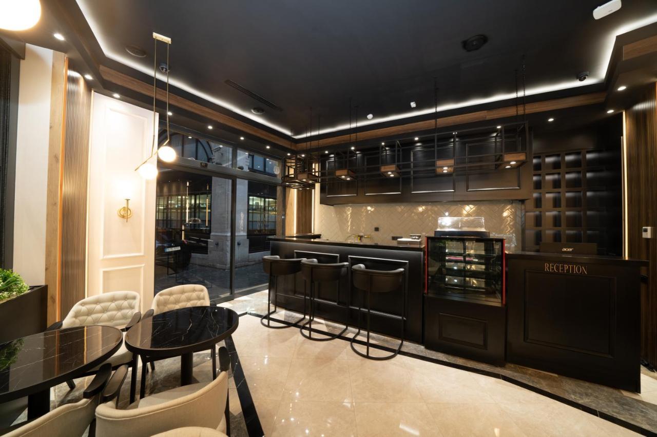 Fama Karakoey Hotel Istanbul Bagian luar foto