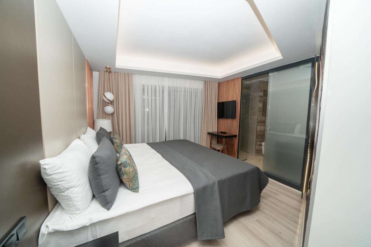 Fama Karakoey Hotel Istanbul Bagian luar foto