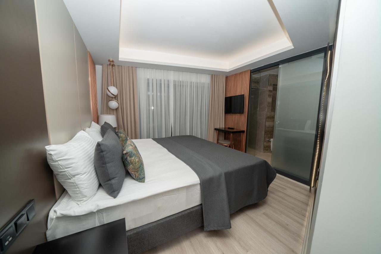 Fama Karakoey Hotel Istanbul Bagian luar foto