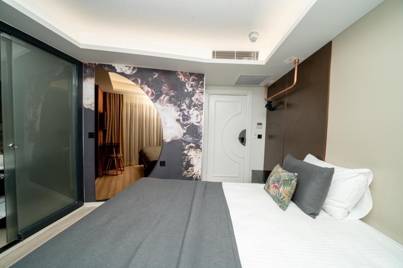 Fama Karakoey Hotel Istanbul Bagian luar foto