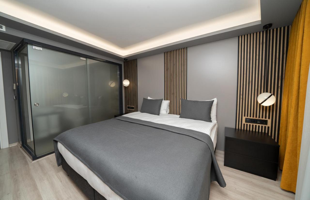 Fama Karakoey Hotel Istanbul Bagian luar foto